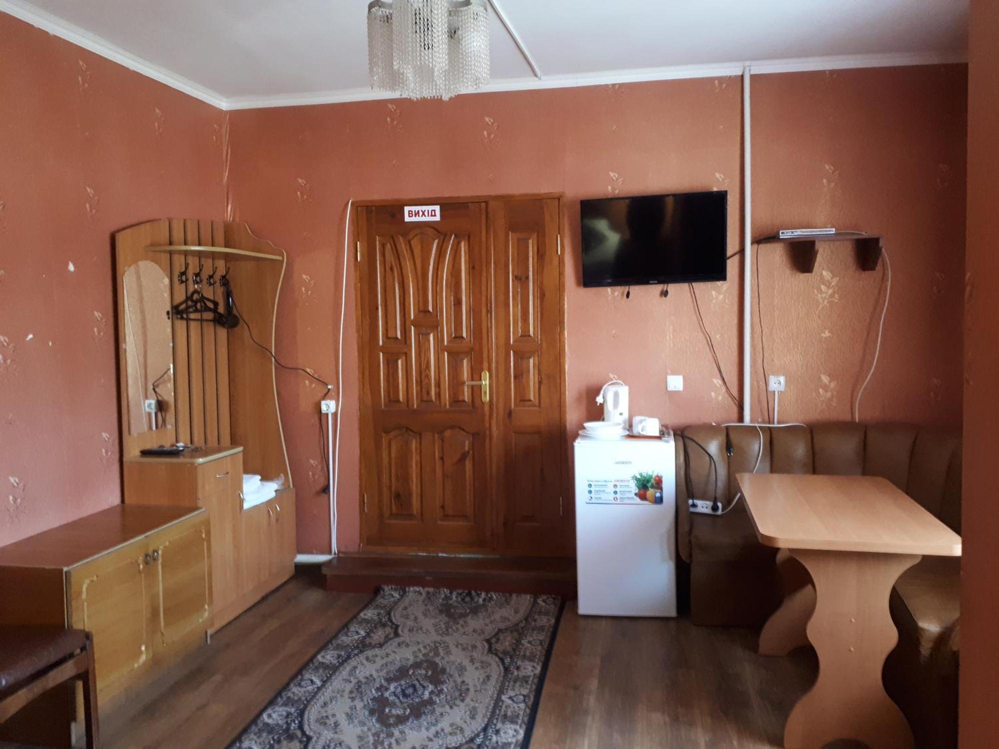 Hotel Gostynnyi Dvir Sharhorod 외부 사진