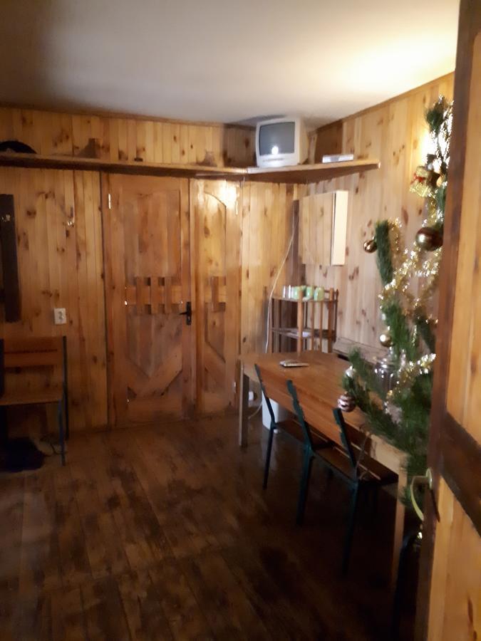 Hotel Gostynnyi Dvir Sharhorod 외부 사진