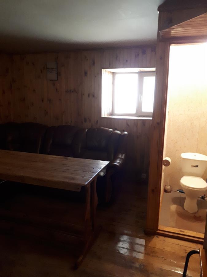 Hotel Gostynnyi Dvir Sharhorod 외부 사진